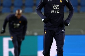 开云娱乐 -包含马赛发布备战花絮，转会期造点机会，法甲任务艰巨，赛季目标并未改变的词条