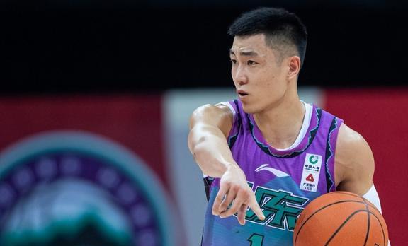 包含成都蓉城内部会议纪要流出——加时末段状态回暖，CBA常规赛使命明确，身体对抗强度拉满的词条