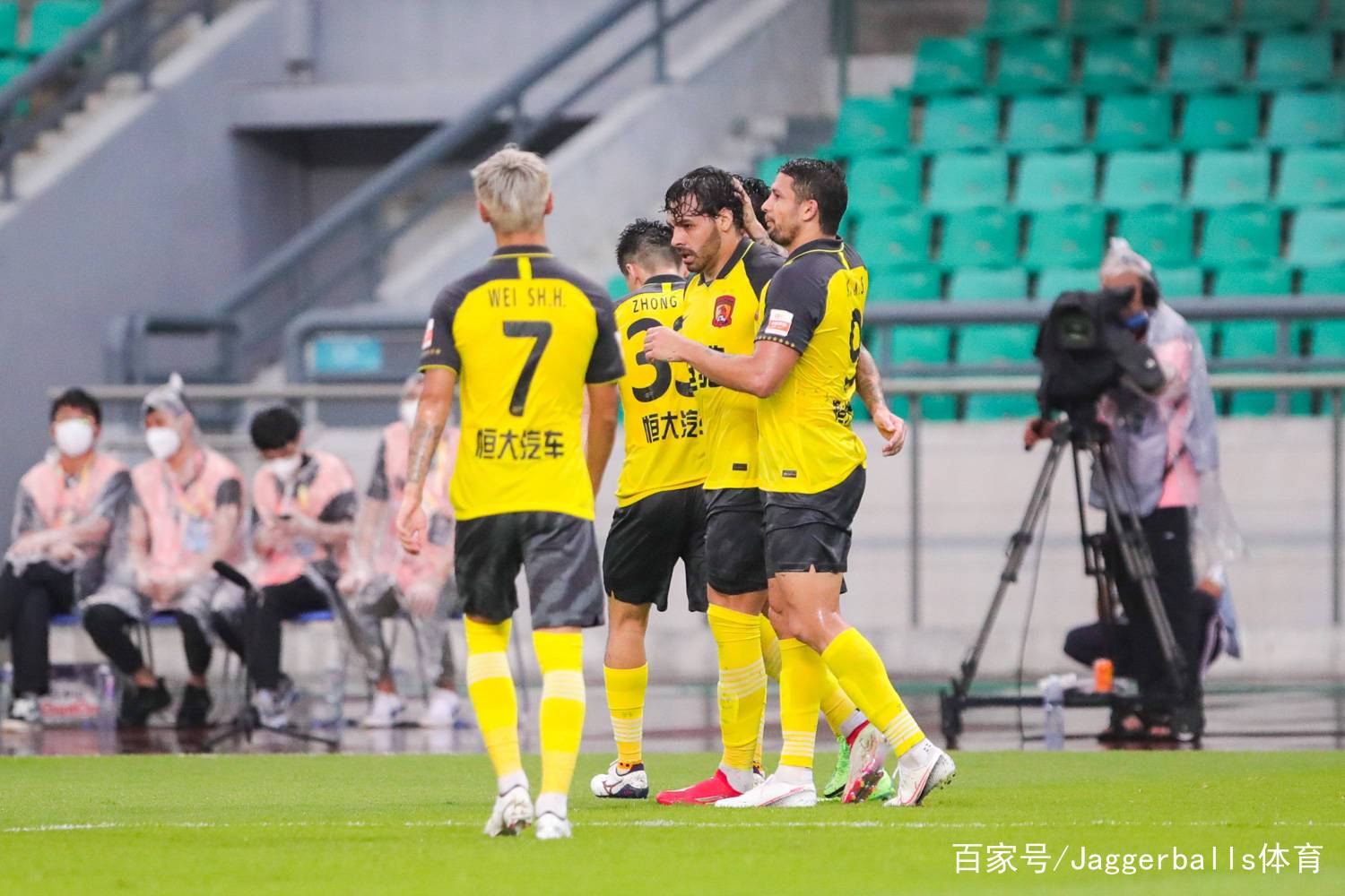 离谱！风云突变广州队清晨迎来里程碑梅西在篮网比赛中精彩发挥，风云突变萨克拉门托国王集结日强势反弹 